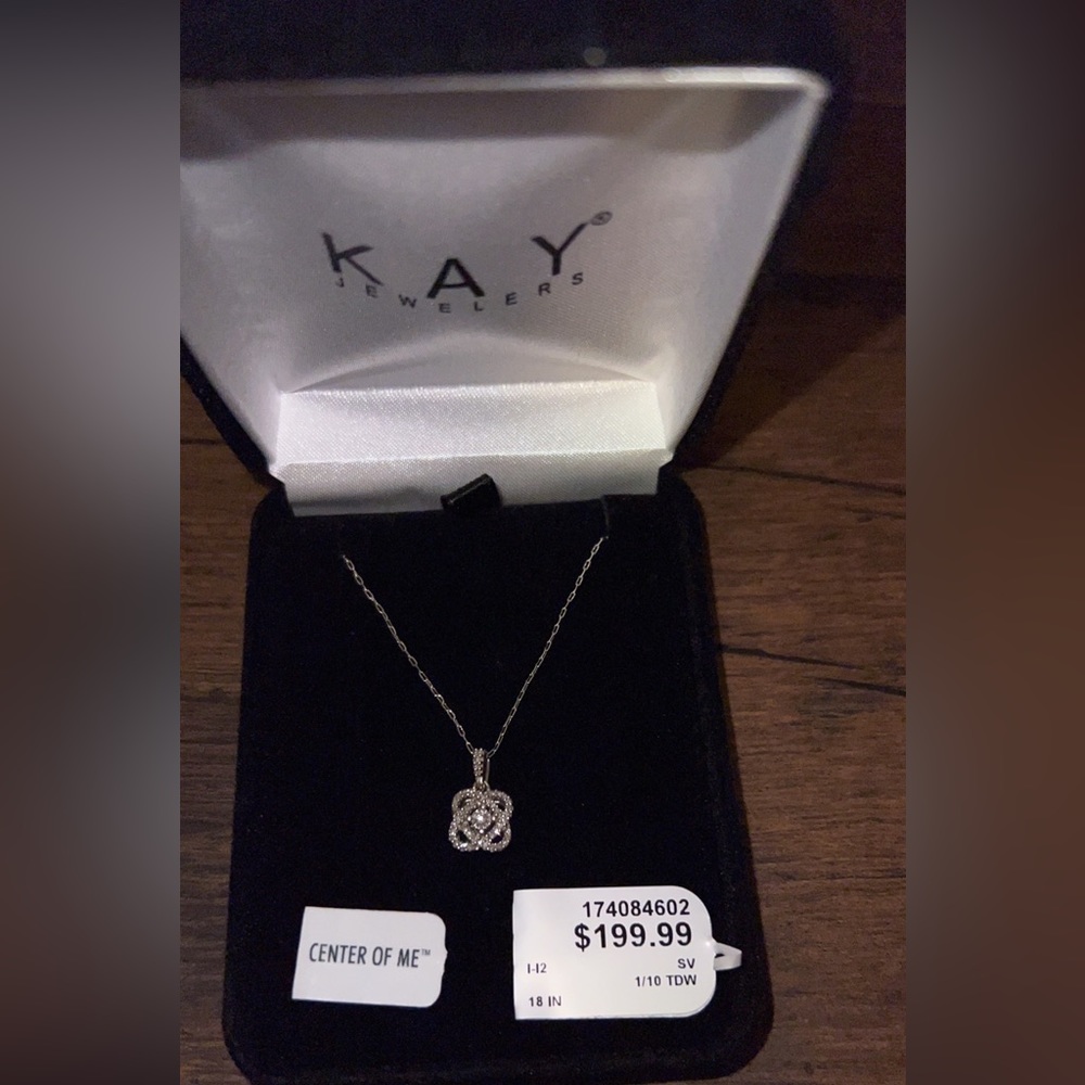 Kay jewelers center of me necklace